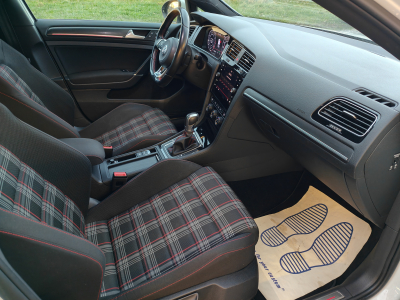 Volkswagen Golf GTI 2.0 TSI DSG CARPLAY GPS VIRTUAL LED