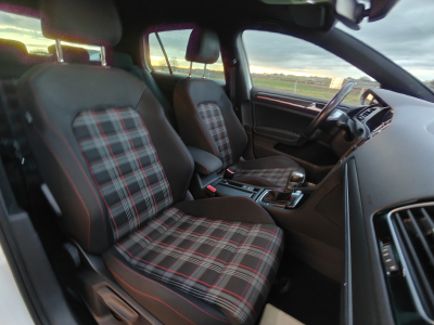 Volkswagen Golf GTI 2.0 TSI DSG CARPLAY GPS VIRTUAL LED