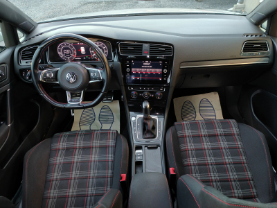 Volkswagen Golf GTI 2.0 TSI DSG CARPLAY GPS VIRTUAL LED