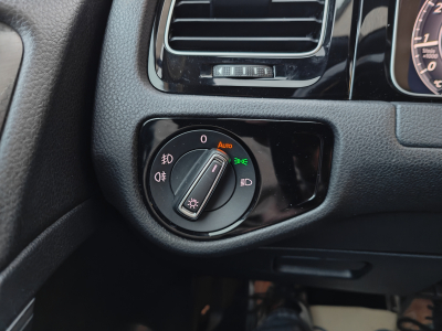 Volkswagen Golf GTI 2.0 TSI DSG CARPLAY GPS VIRTUAL LED