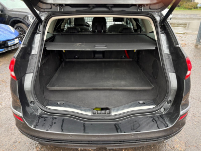 Ford Mondeo Mondeo Turnier Hybrid Vignale/Pano