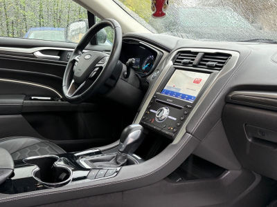 Ford Mondeo Mondeo Turnier Hybrid Vignale/Pano