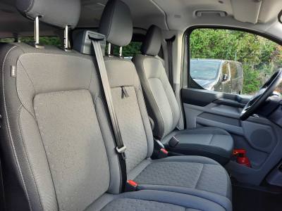 Ford Transit Custom 232 BVA PHEV L2H1 Kombi Limited