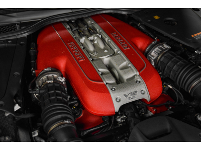 Ferrari 812 Superfast 6.5 V12 - GRIGIO SILVERSTONE