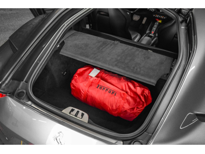 Ferrari 812 Superfast 6.5 V12 - GRIGIO SILVERSTONE