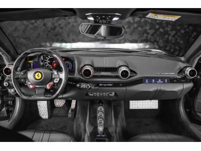 Ferrari 812 Superfast 6.5 V12 - GRIGIO SILVERSTONE