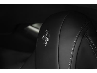 Ferrari 812 Superfast 6.5 V12 - GRIGIO SILVERSTONE