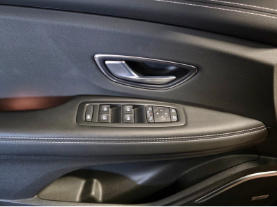 Renault Scenic 1.6 TCe 160 EDC BLACK EDITION BOSE HEAD UP CUIR NAVI