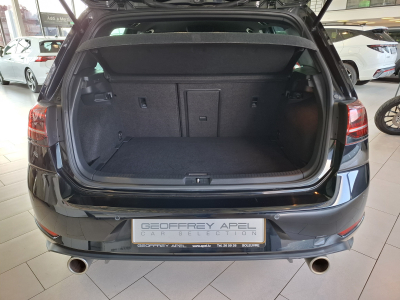 Volkswagen Golf GTI 2.0 TSI 245 PERFORMANCE FACELIFT VIRTUAL COCKPIT LED NAVI 1 HAND