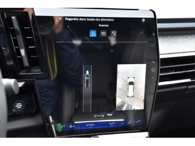 Renault Espace E-TECH Hybrid Techno