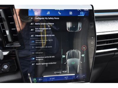 Renault Espace E-TECH Hybrid Techno