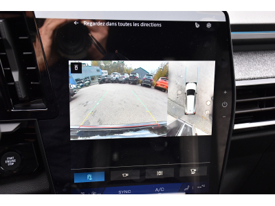 Renault Espace E-TECH Hybrid Techno