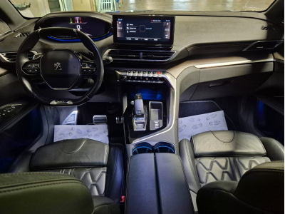 Peugeot 5008 2.0 BLUEHDI 180 GT 7 SITZE FOCAL PANO CUIR NAVI 1 HAND