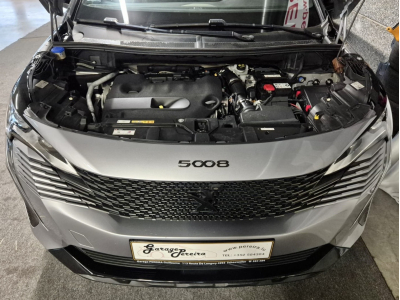 Peugeot 5008 2.0 BLUEHDI 180 GT 7 SITZE FOCAL PANO CUIR NAVI 1 HAND