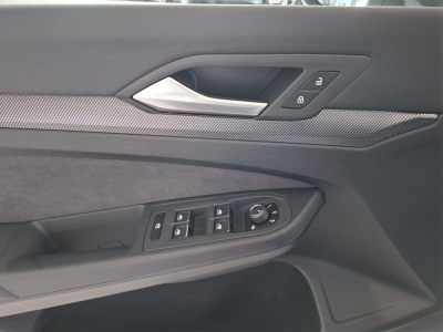 Volkswagen Golf NEW MODEL VIII 2.0 TDI 150  R-LINE CUIR NAVI 1 HAND