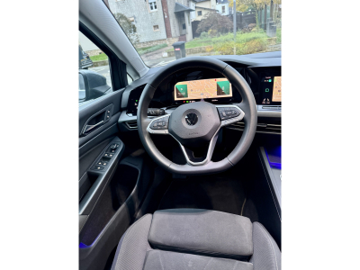 Volkswagen Golf 1.5 eTsi 150 DSG7 Style