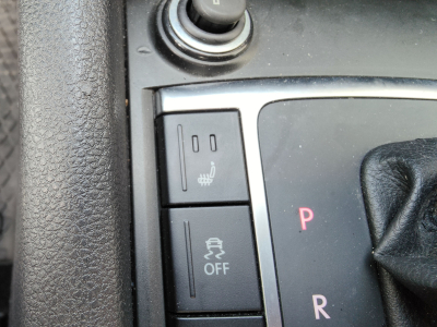 Volkswagen Amarok 3.0 TDI V6 4MOTION CUIR SIEGES CHAUFFANTS GPS ROLL COVER