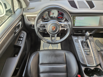 Porsche Macan 3.0 GTS PDK TOIT PANO OUVRANT SIEGES CHAUFFANTS CARPLAY