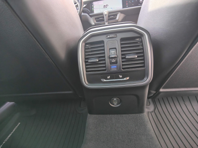 Porsche Macan 3.0 GTS PDK TOIT PANO OUVRANT SIEGES CHAUFFANTS CARPLAY