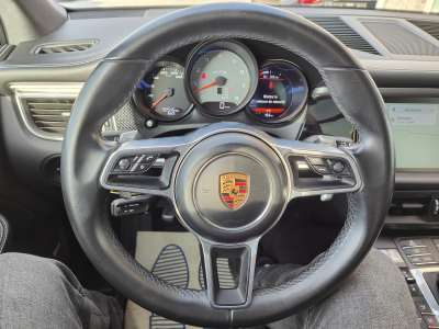 Porsche Macan 3.0 GTS PDK TOIT PANO OUVRANT SIEGES CHAUFFANTS CARPLAY