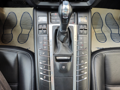 Porsche Macan 3.0 GTS PDK TOIT PANO OUVRANT SIEGES CHAUFFANTS CARPLAY