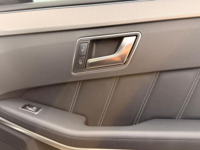 Mercedes-Benz E 350 BlueTec T-Modell/Panoramadach/360 Kamera/