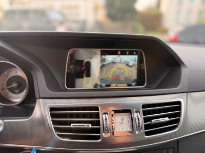 Mercedes-Benz E 350 BlueTec T-Modell/Panoramadach/360 Kamera/