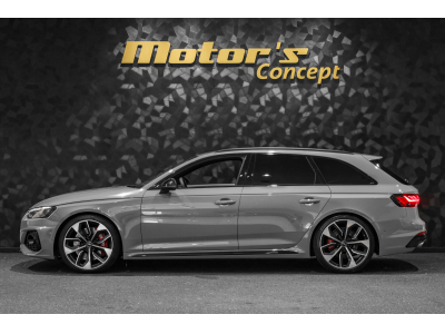 Audi RS4 AVANT 2.9 V6 QUATTRO