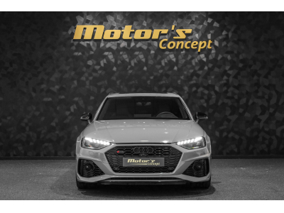 Audi RS4 AVANT 2.9 V6 QUATTRO