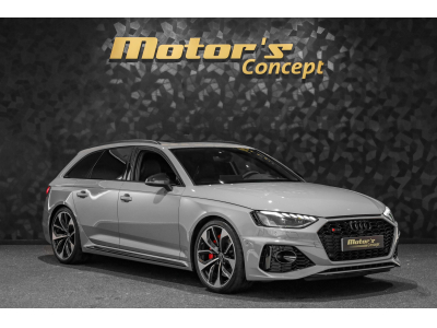 Audi RS4 AVANT 2.9 V6 QUATTRO