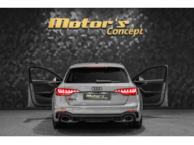 Audi RS4 AVANT 2.9 V6 QUATTRO