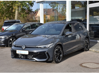 Volkswagen Golf 1.5 eTSI R-Line DSG