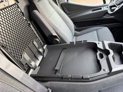 Renault Master 170 AT9 L2H2 NAVY/AHK/Holz/360°