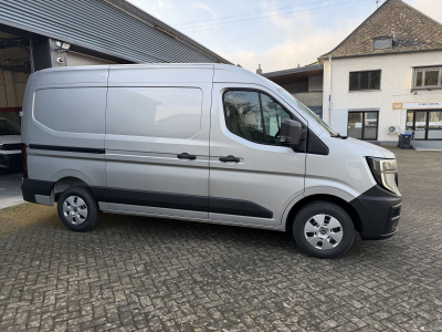 Renault Master 170 AT9 L2H2 NAVY/AHK/Holz/360°