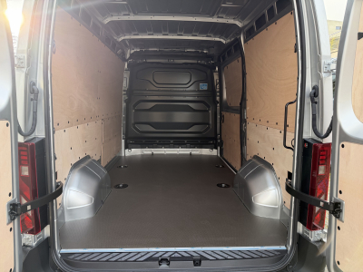 Renault Master 170 AT9 L2H2 NAVY/AHK/Holz/360°