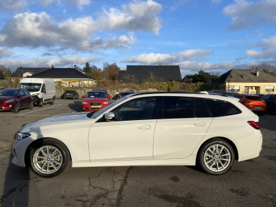 BMW 318 318d A G21 Touring - ACC - Keyless - Head up Display