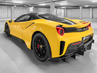 Ferrari 488 Pista FULL CARBON SPEC/ LIFT/ FULL FERRARI SERVICE