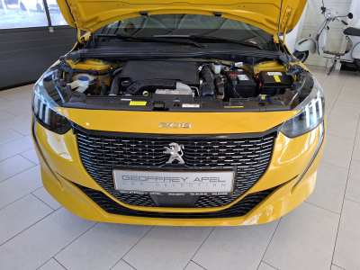 Peugeot 208 GT PACK 1.2 STOP&START 100 EAT8, CUIR, NAVI , CAMERA