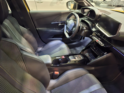 Peugeot 208 GT PACK 1.2 STOP&START 100 EAT8, CUIR, NAVI , CAMERA