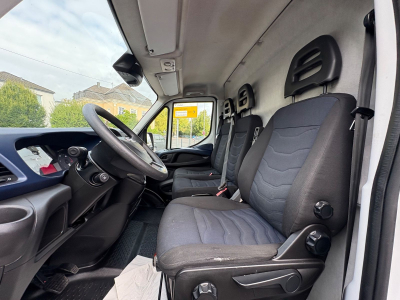 Iveco Daily Kasten HKa 35 S ... V Radstand 3520 L