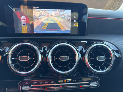 Mercedes-Benz A 180 AMG-LINE 136CV