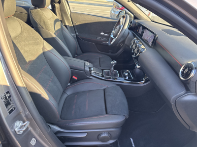 Mercedes-Benz A 180 AMG-LINE 136CV