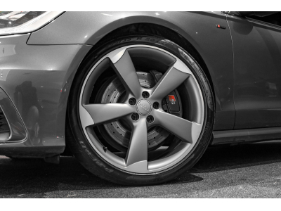 Audi A6 AVANT QUATTRO S-LINE