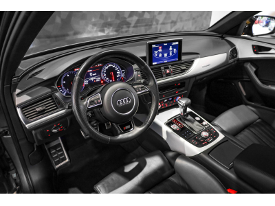 Audi A6 AVANT QUATTRO S-LINE