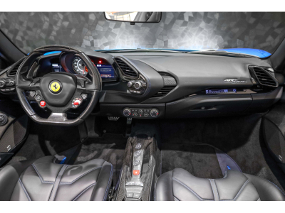 Ferrari 488 Spider 3.9 V8 - BLU CORSA