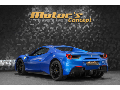 Ferrari 488 Spider 3.9 V8 - BLU CORSA
