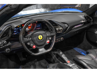 Ferrari 488 Spider 3.9 V8 - BLU CORSA