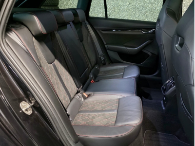 Skoda Octavia RS COMBI 2.0 TSI 245 DSG HEAD UP CANTON PANO CUIR NAVI