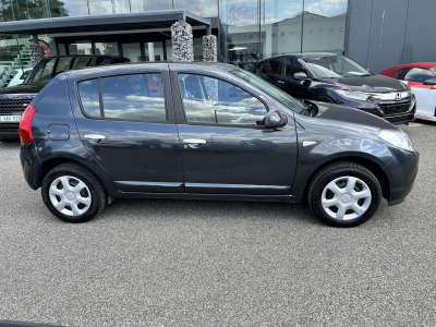 Dacia Sandero 1.2i 75 Lauréate