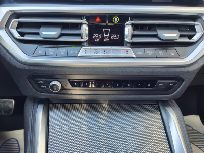 BMW 420 2.0 420i PACK M GPS CARPLAY CAMERA TOIT PANO OUVRANT SIEGES CHAUFFANTS